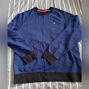 Nike crew neck sweatshirt